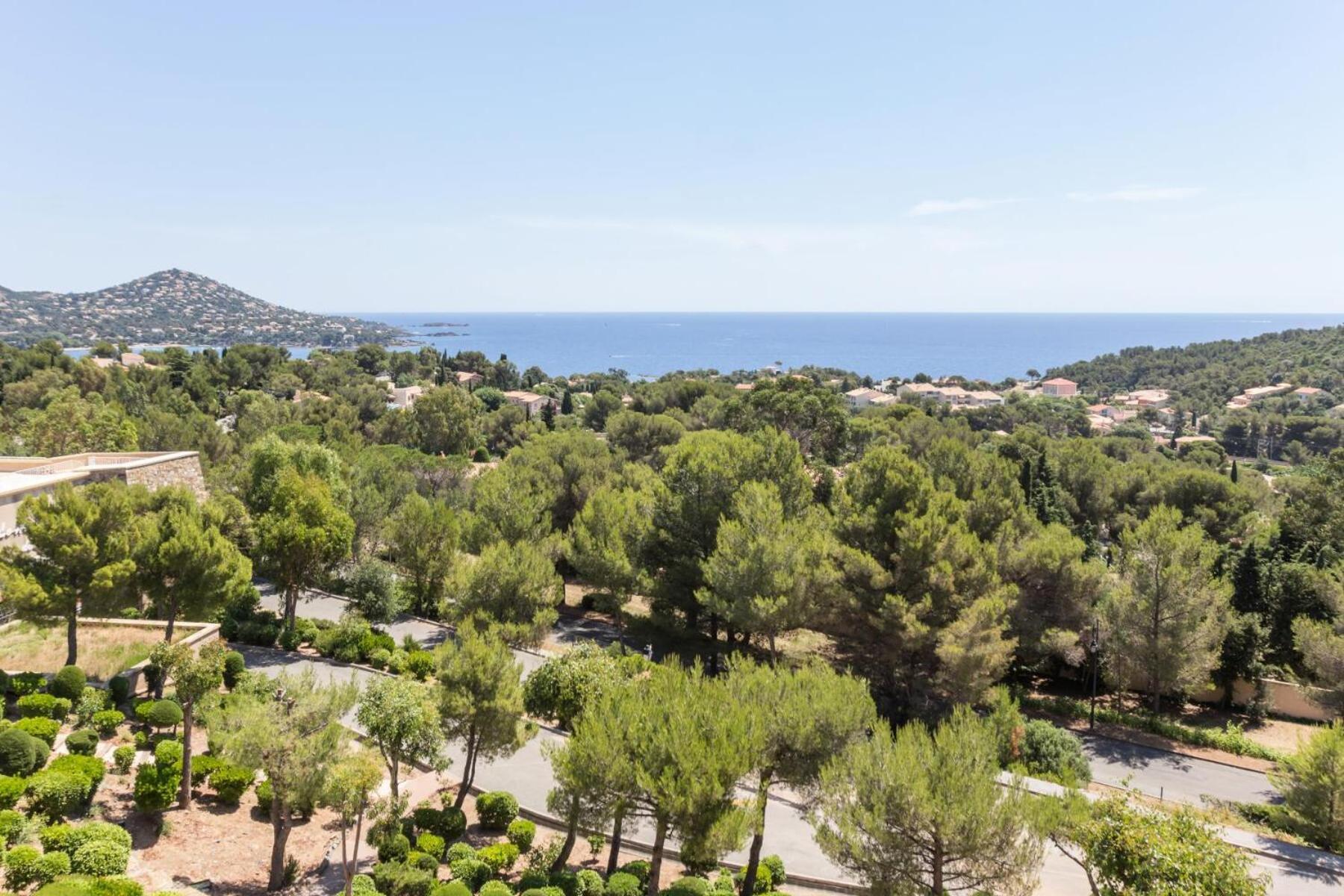 Residence Le Hameau De Cap Esterel - Maeva Home - Appartement 2 Pieces 5 Personnes - Selection Mae-1109 Saint-Raphael  Exterior photo